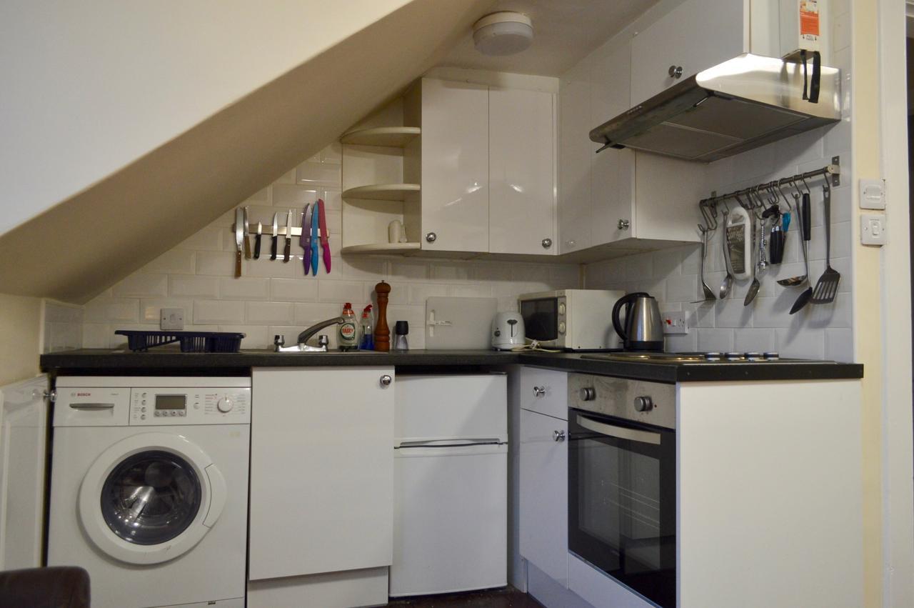 Central 1 Bedroom Apartment Sleeps 2 EDI Eksteriør billede